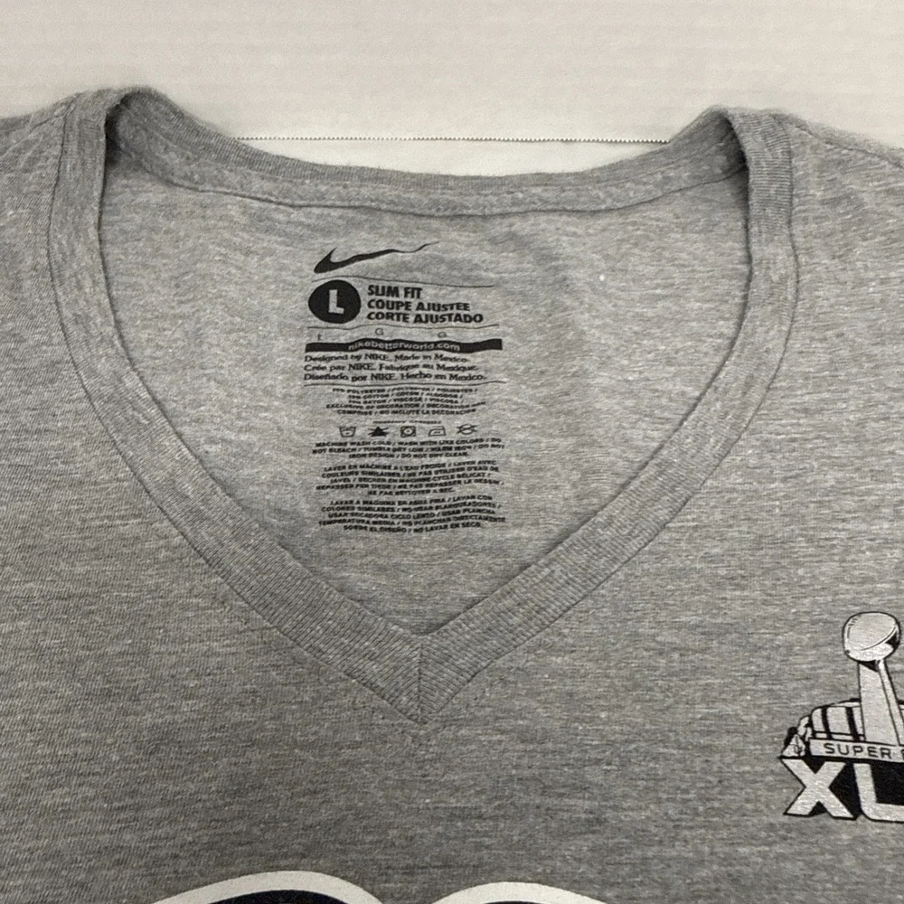 New‎ England Patriots Nike Super Bowl XLIX Champions T-shirt Women's Large Grey